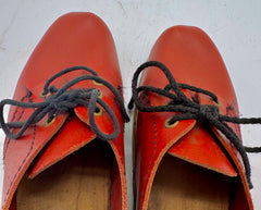 Women’s Size 7 Rare Red Lancashire Clogs