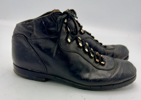 Women’s Black Vibram Boots